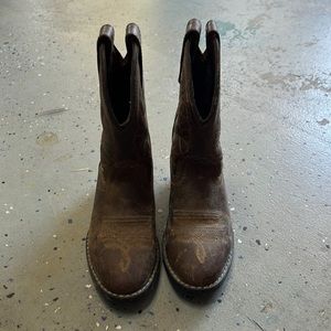Ariat cowboy boots.